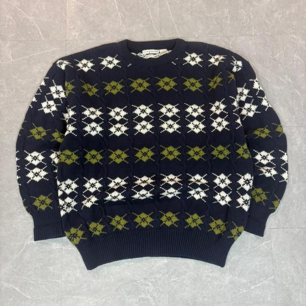 1990's Claiborne navy blue sweater Size L
